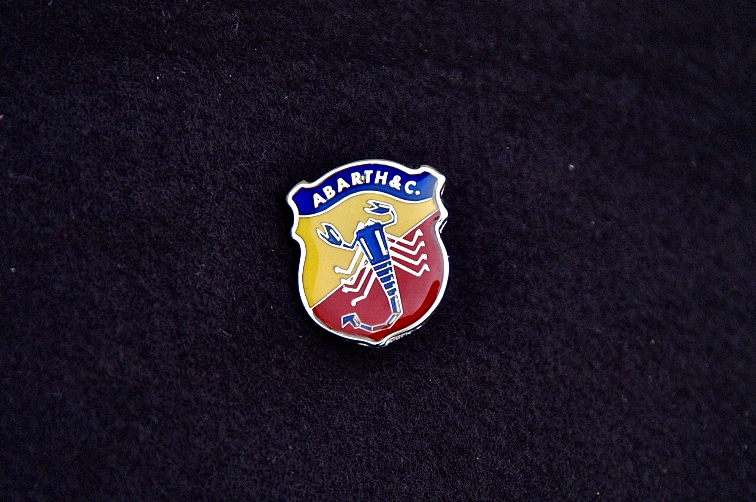 Abarth lapel big enamel emblem 28,5 mm high.