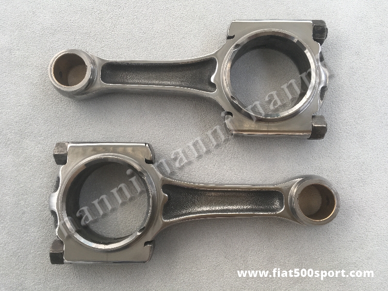 Art. 0293N - Fiat 500 Fiat 126 remanufactured pair steel conrods center distance 120 mm. - Fiat 500 Fiat 126 remanufactured pair steel conrods center distance 120 mm. balanced with news bronze bushs. They are ready for assembly.
